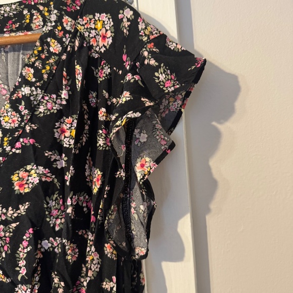 Black Floral Dress - Picture 5 of 8